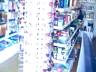 哈咿丫饰品货柜及饰品