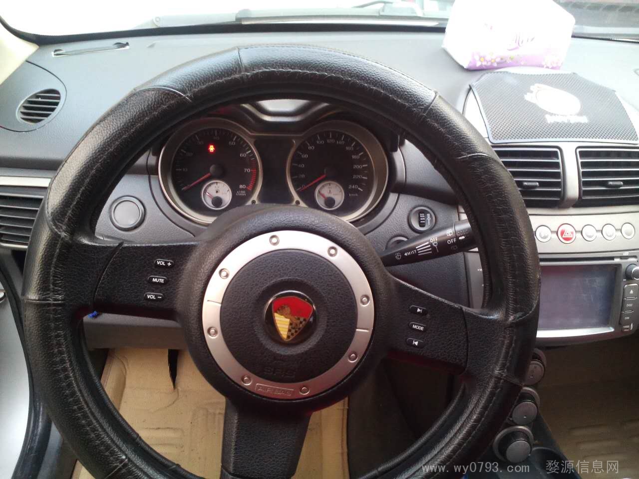 【二手车信息】本人因急用钱现出售2011年豪华高配轿车一辆，只售4万