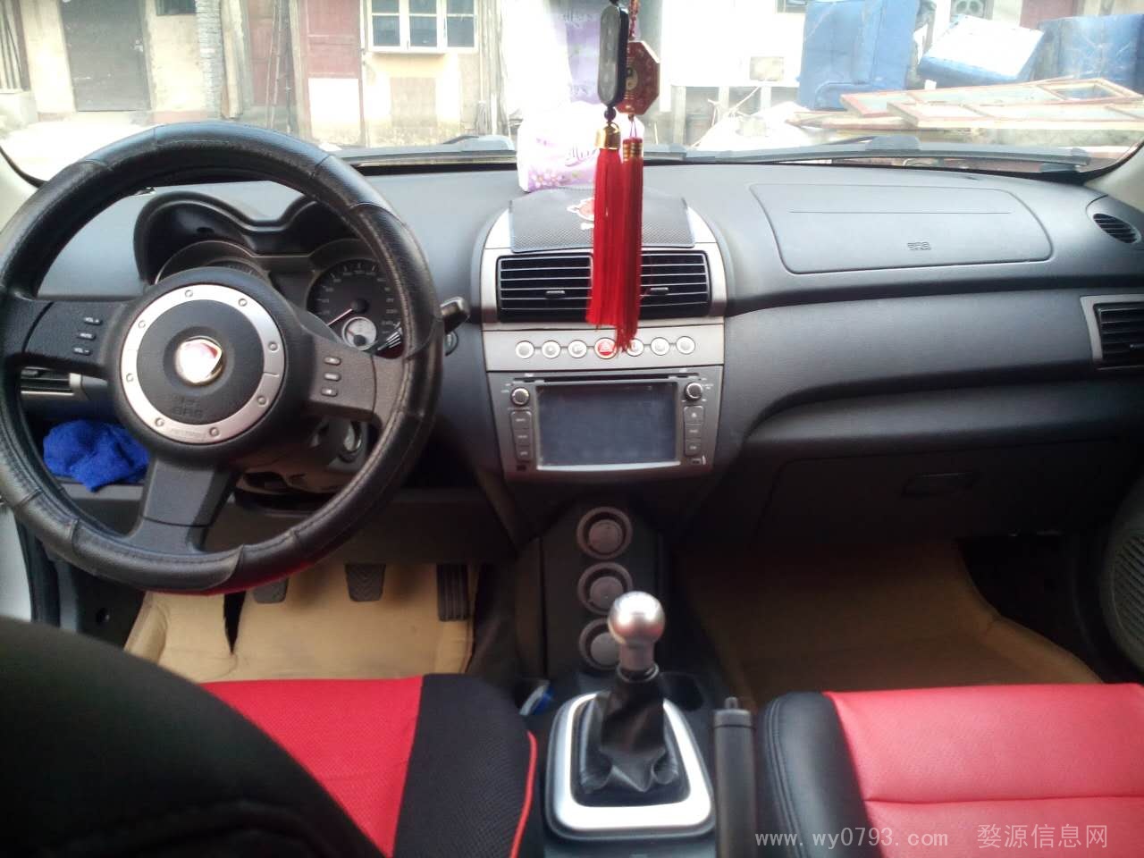 【二手车信息】本人因急用钱现出售2011年豪华高配轿车一辆，只售4万