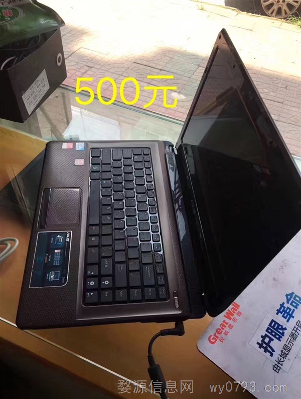 出售二手笔记本电脑，单反相机，低价出售