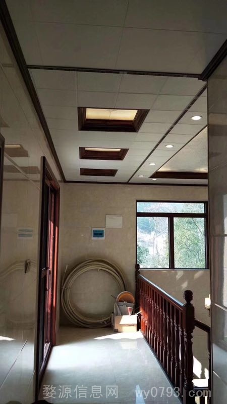 集成吊顶，墙面刮漆，水电，灯饰，窗帘，五金件安装维护