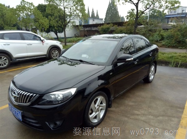 海马福美来2012款三代1.6手动旗舰版（顶配）