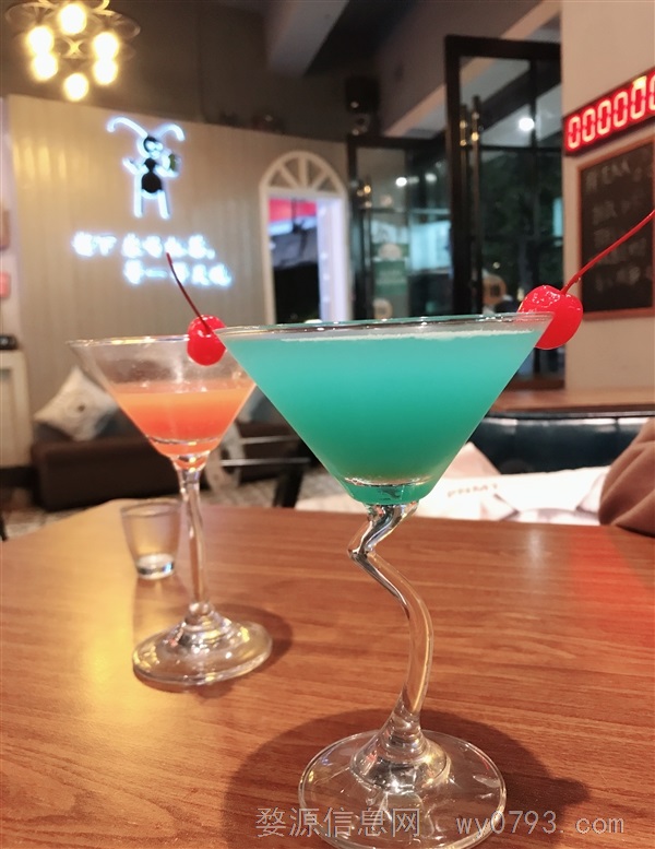 东门桥头小意思奶茶店招聘
